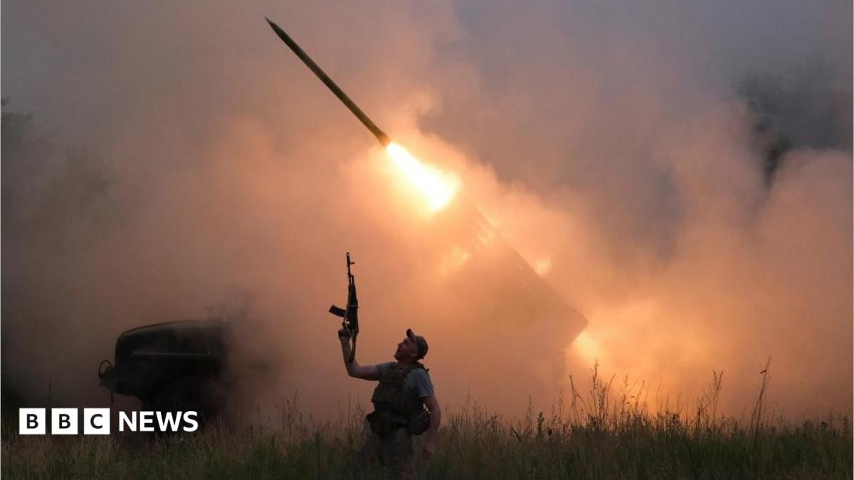 Ruslar Donbas'ın anahtar şehrine dayandı