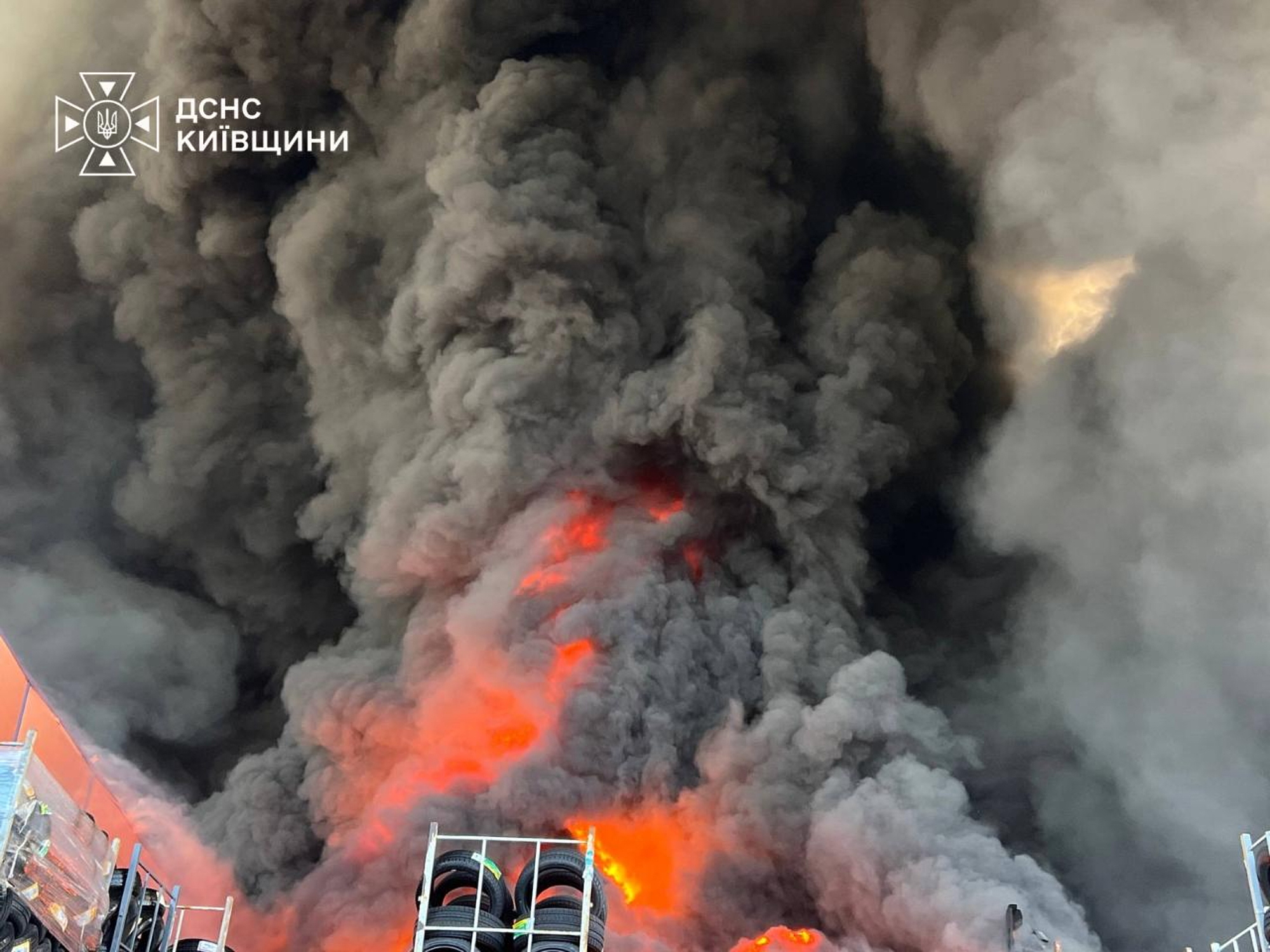 Rusya'dan Kiev yakınlarına saldırı: 37 ölü