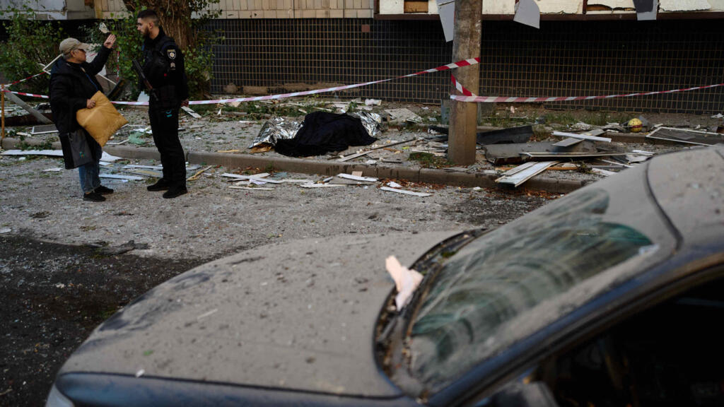 Rusya'nın Kiev'e yoğun saldırısı: 9 ölü, 33 yaralı