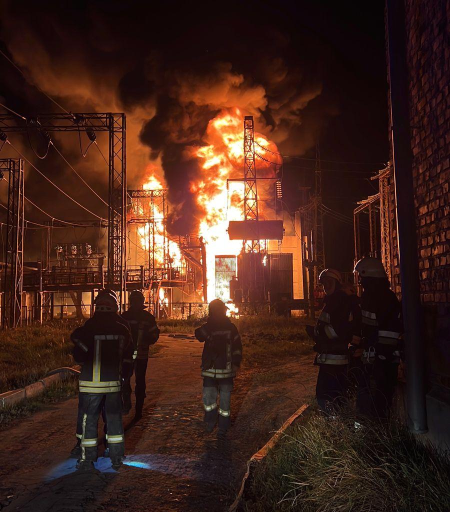Rusya, Kiev yakınlarındaki silah fuarını vurdu: 10 ölü