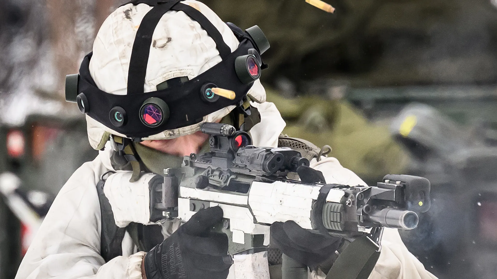 Rusya, NATO'nun Kuzey Kanadında Dev Askeri Yığınak İçin Altyapı İnşa Ediyor