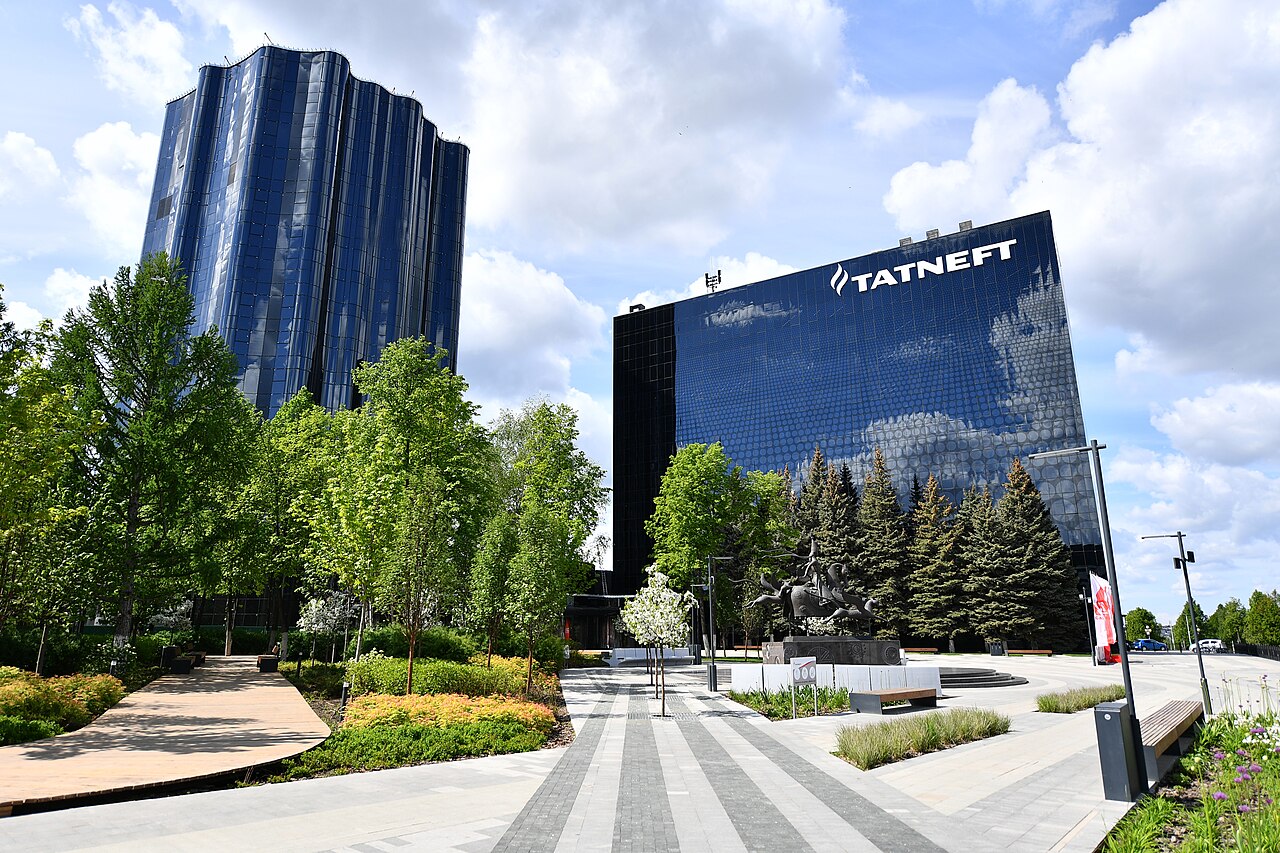 Rusya'da akaryakıt krizi: Tatneft benzin ve motorin satışına limit getirdi