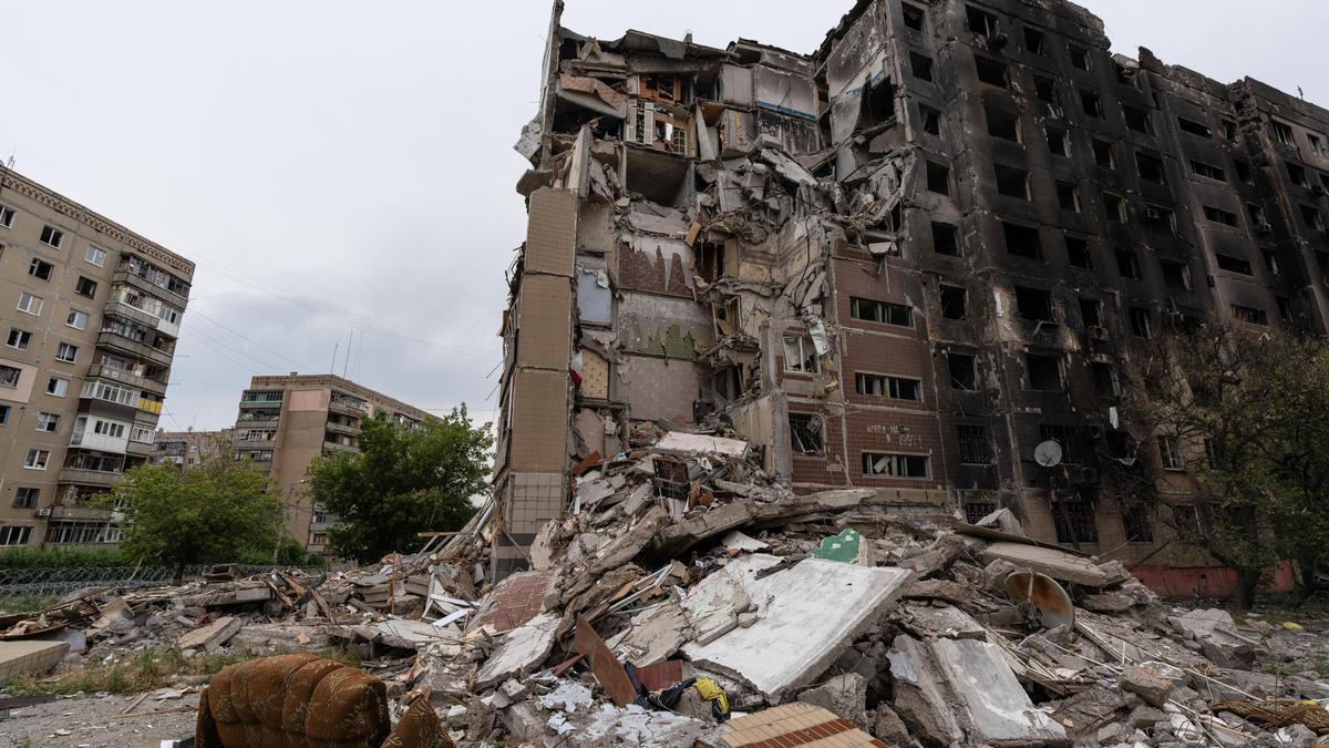 Rusya ve Ukrayna karşılıklı saldırılarda en az 10 kişi öldü