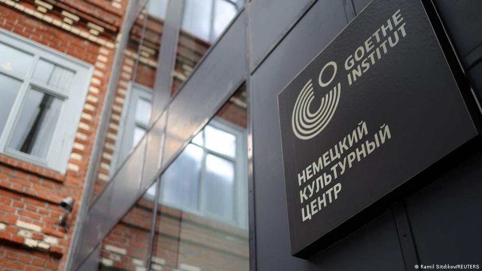 Rusya'da Goethe-Institut Kapanışı: Dil Sınavları İptal, Kültürel Bağ Kopuyor
