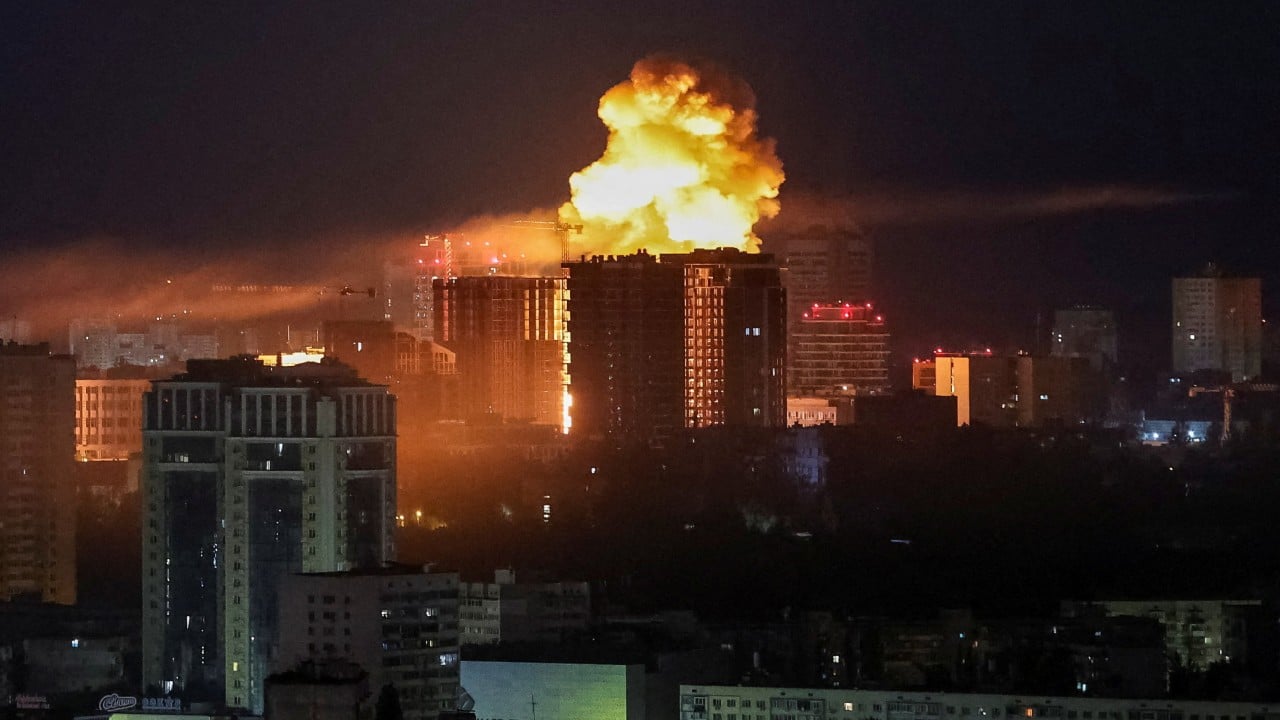 Rusya'dan Ukrayna'ya büyük saldırı: 18 ölü, 100'den fazla yaralı