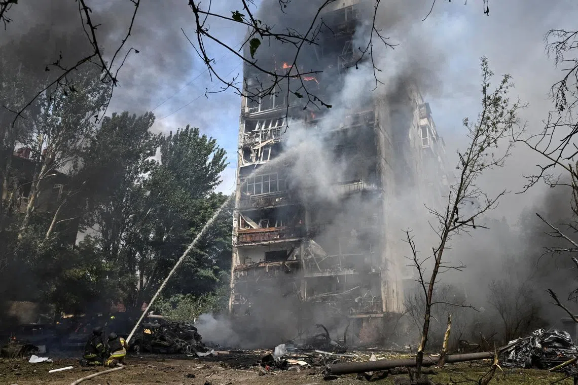 Rusya'nın Zaporizhzhia'ya bombalı saldırısı: 3 ölü, 15 yaralı