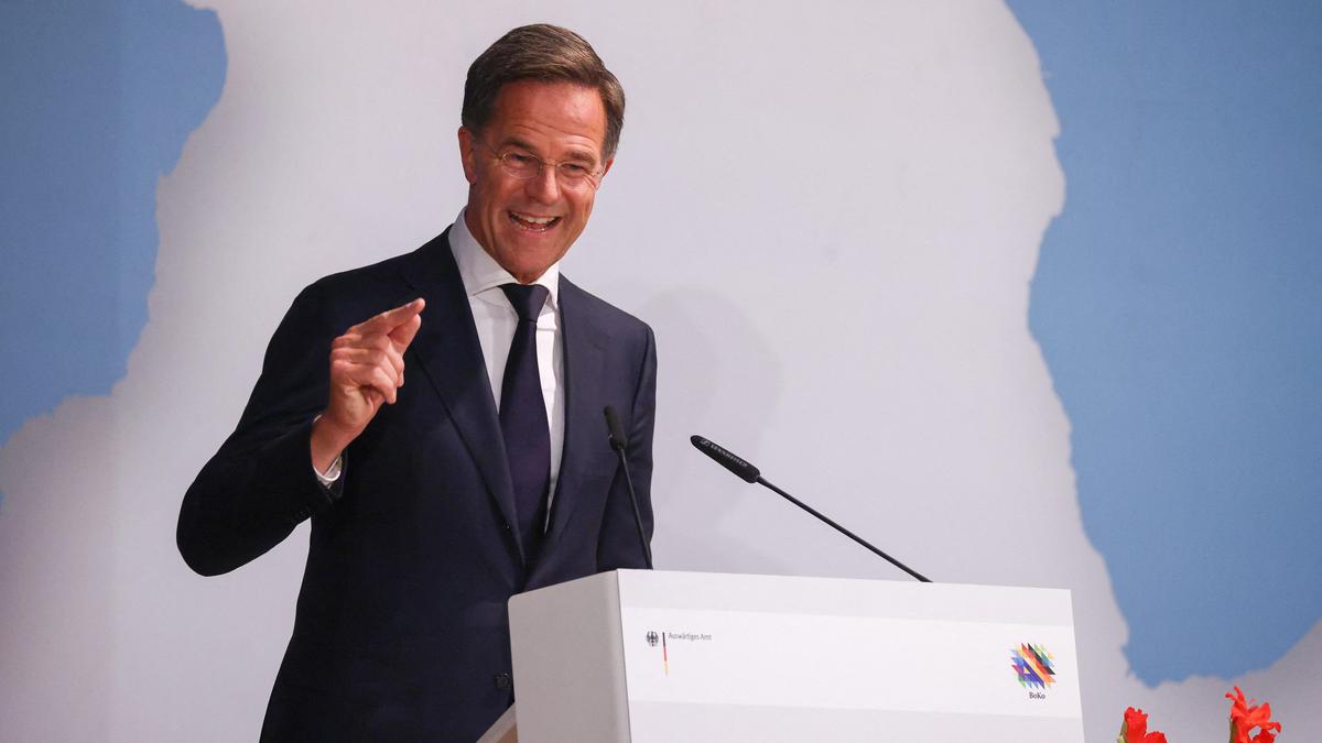 Rutte: Fransa seçimini kim kazanırsa kazansın NATO güçlü kalacak