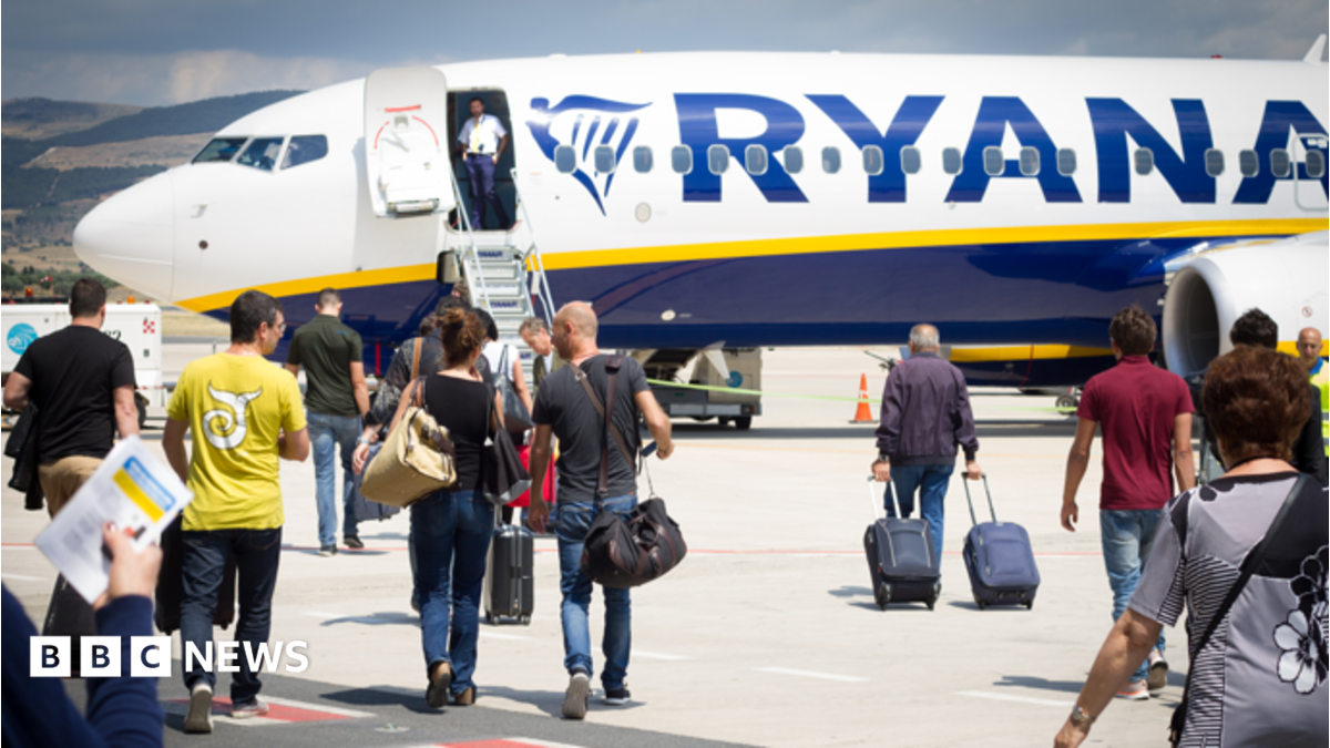 Ryanair'in karı İran savaşı ve yakıt maliyetleriyle düştü