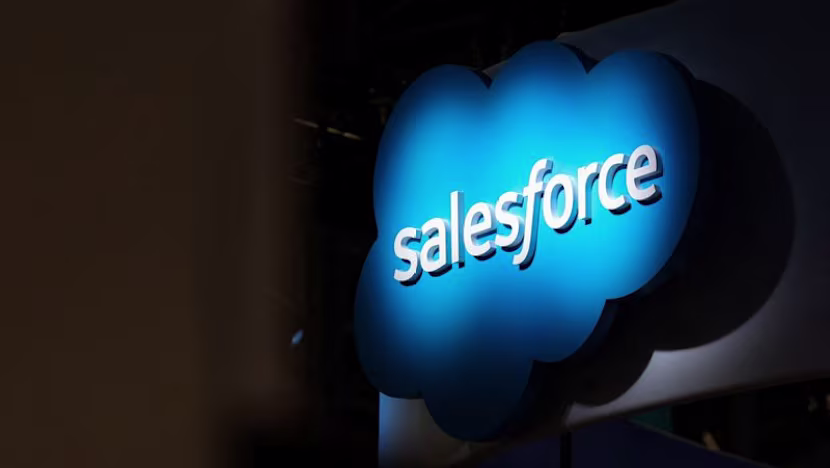 Salesforce Gelir Tahminini Yükseltti, Anthropic ile Yapay Zeka Ortaklığını Genişletti