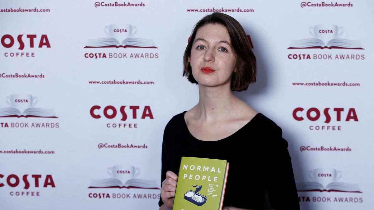 Sally Rooney'nin kitapları Filistin desteği nedeniyle İngiltere'de satılmıyor