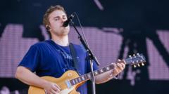 Sam Fender Bilet Fiyatlarına İsyan Etti: "Bu Fiyatları Kabul Edemem
