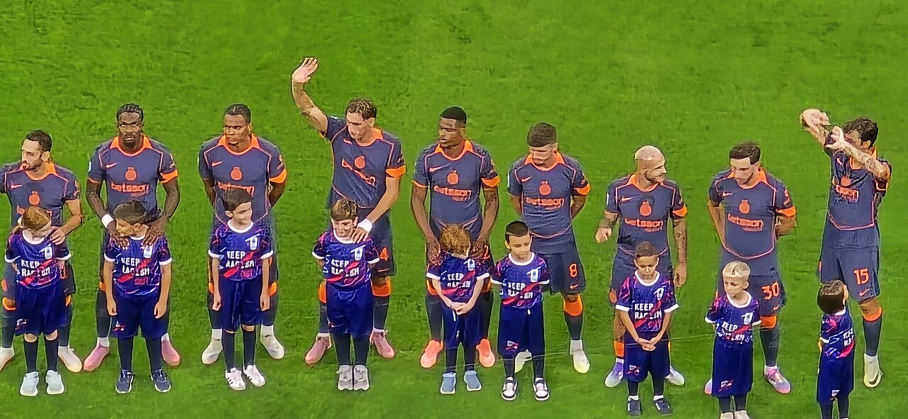 Şampiyon Inter ve rakipleri namağlup seriyi sürdürmek istiyor
