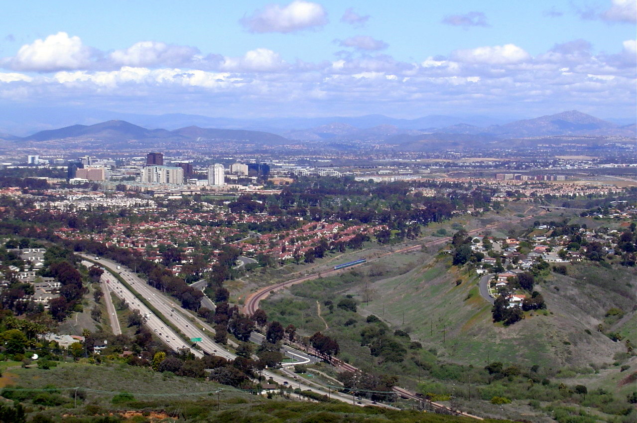 San Diego'da Sorrento Yangını: Tahliye Bölgeleri Haritayla Belirlendi