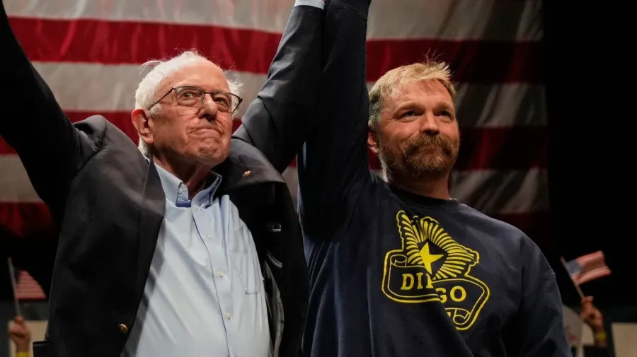 Sanders, Maine Senatosu Adayı Platner'i Desteklediğinden Pişman Değil