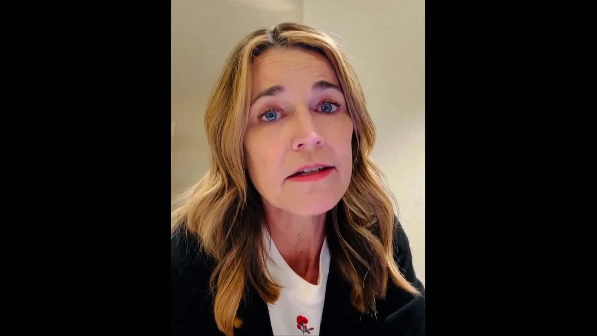 Savannah Guthrie, kayıp annesi için yardım istedi