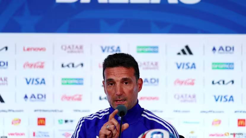 Scaloni, Avusturya Maçı Öncesi Su Molasının Etkisini Değerlendiriyor