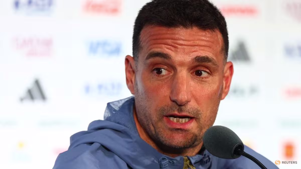 Scaloni, Messi'nin Ürdün Maçına Yedek Başlayacağını Doğruladı