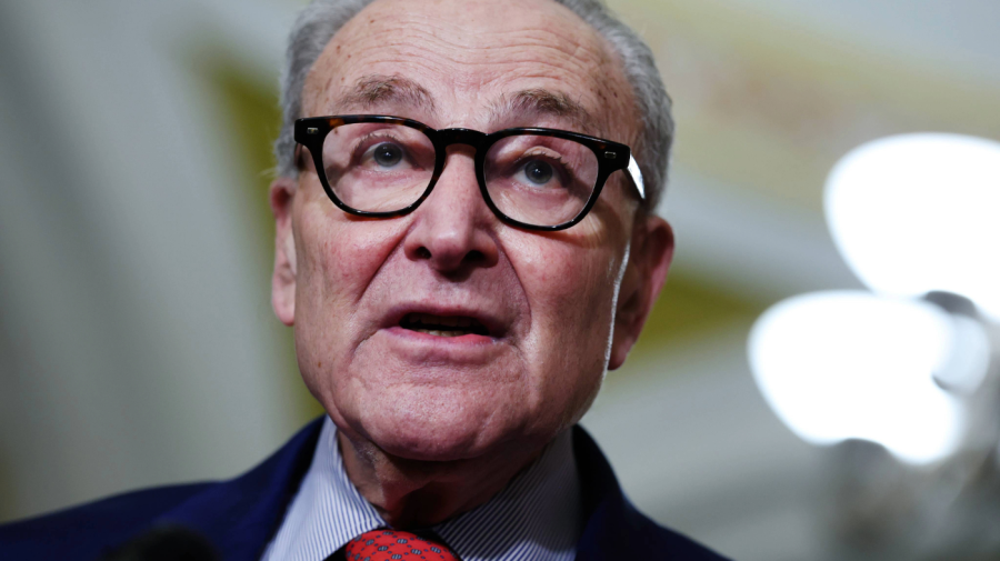 Schumer'den Trump'a: 'Ulusal güvenliği rehin tutuyorsun