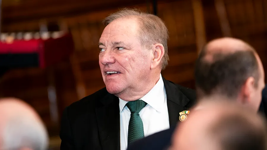 Scott'un müttefiki Florida'da açık Kongre koltuğu için GOP ön seçimini kazandı
