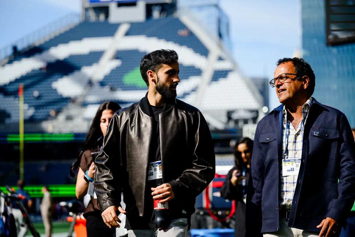 Seahawks'ın Yeni Sahibi Taraftar Tepkilerine Kayıtsız Kalmadı