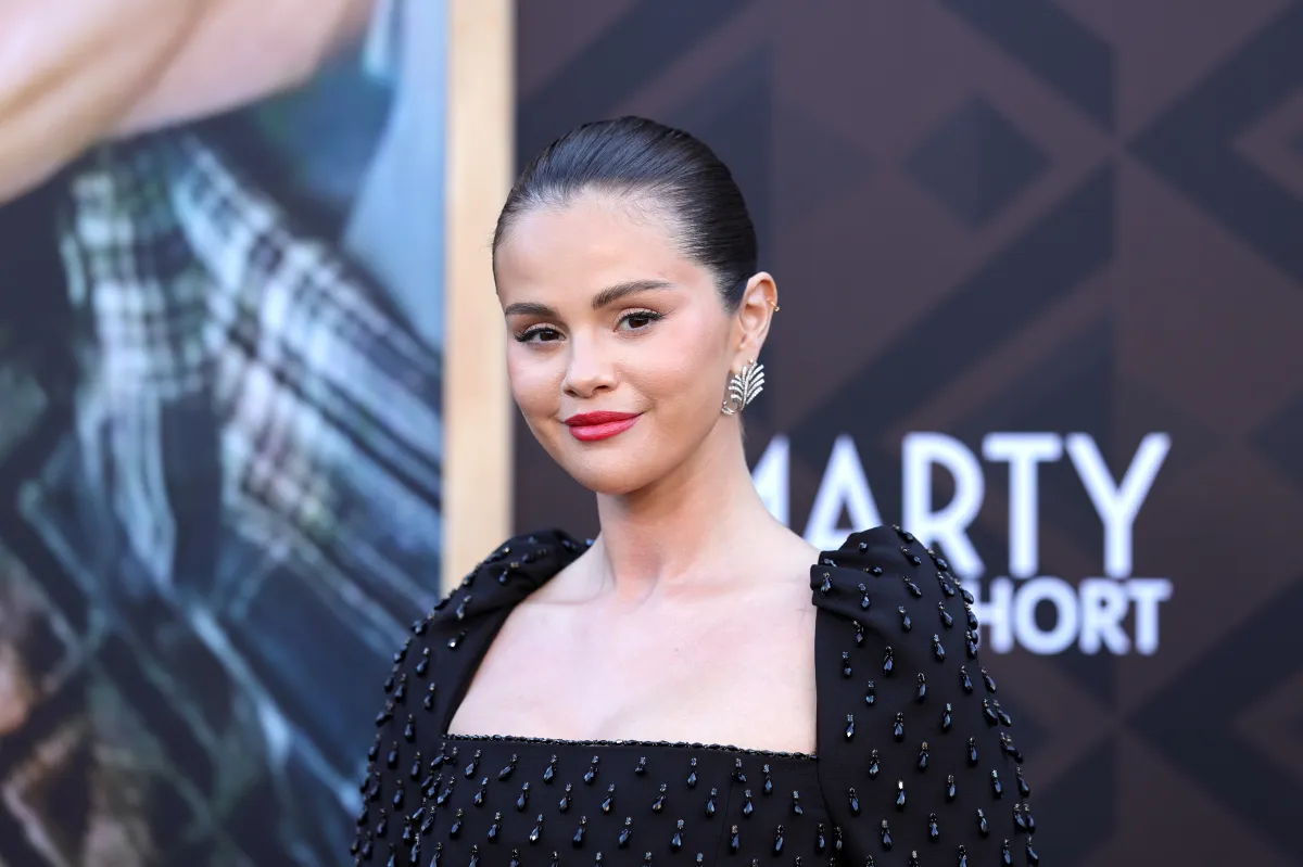 Selena Gomez'in 'Only Murders' Dizisine 'Bridgerton' Yıldızı Katıldı