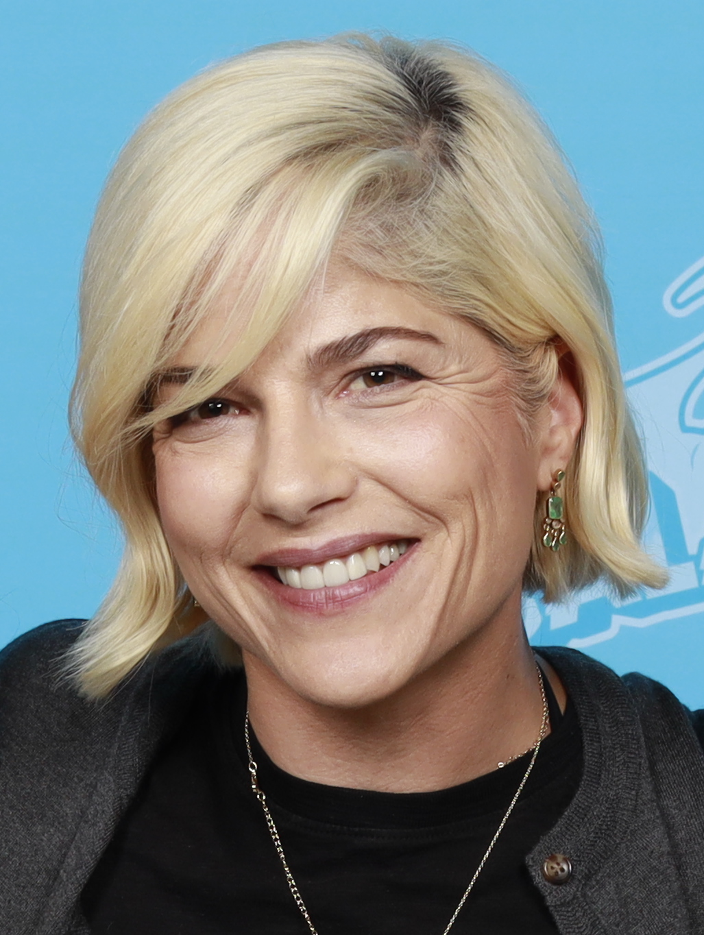 Selma Blair uçuş olayında kimseyi incitmek istemedi
