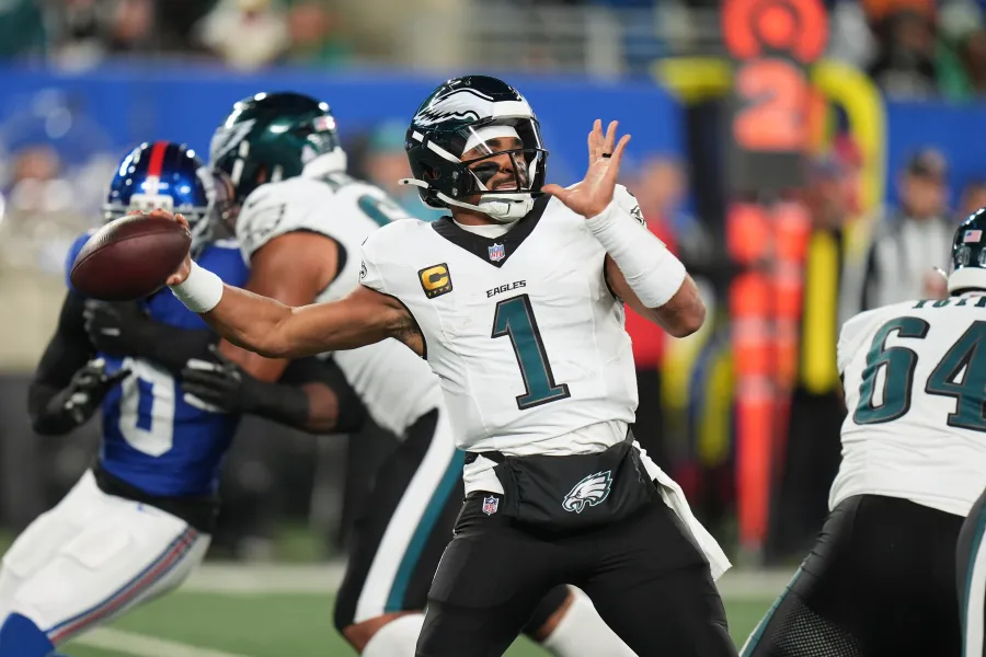 Senatörden NFL'e Hurts Sağlık Sorunu Baskısı