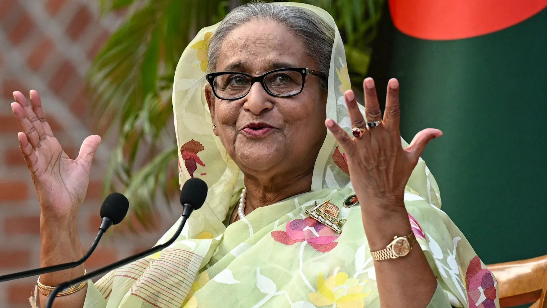 Şeyh Hasina: Aralık'ta Bangladeş'e döneceğim