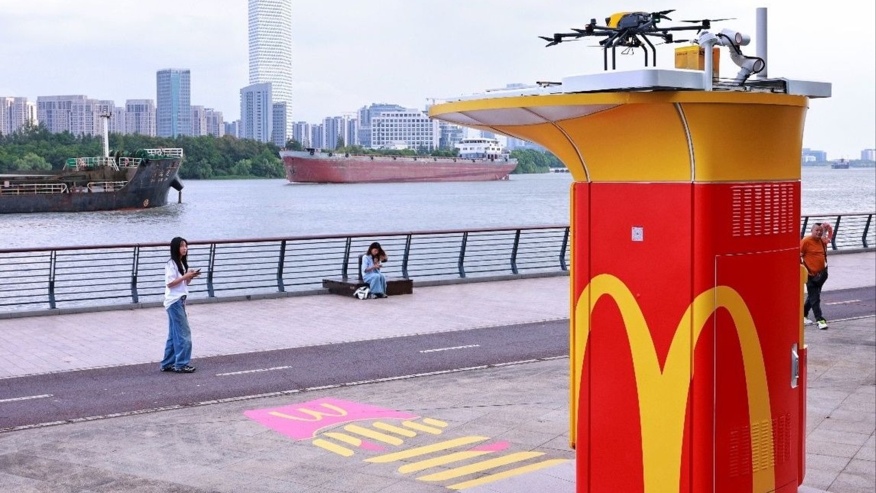 Şanghay'da McDonald's'tan drone ile teslimat