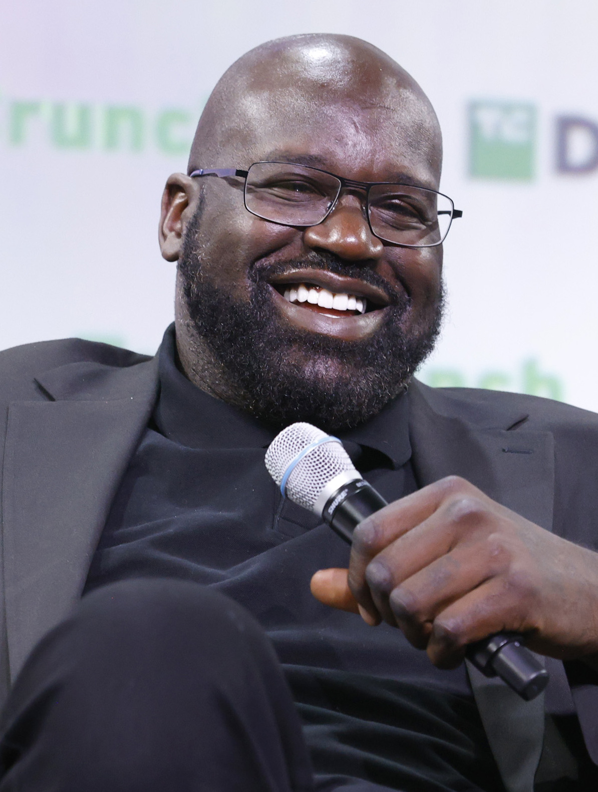 Shaquille O'Neal Kredi Bilinci İçin Üniversite Turu Başlattı