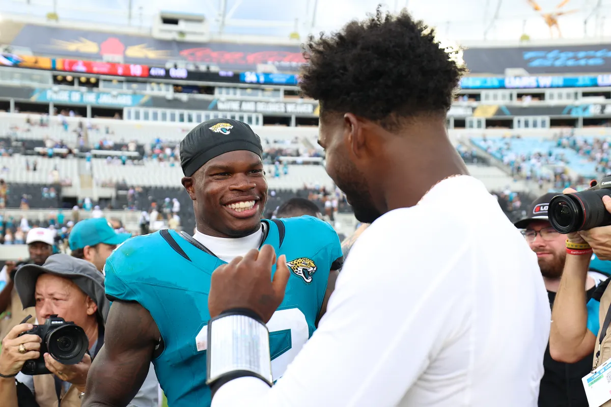 Shedeur Sanders ve Travis Hunter'ın Maç Sonu Sarılması Olay Oldu