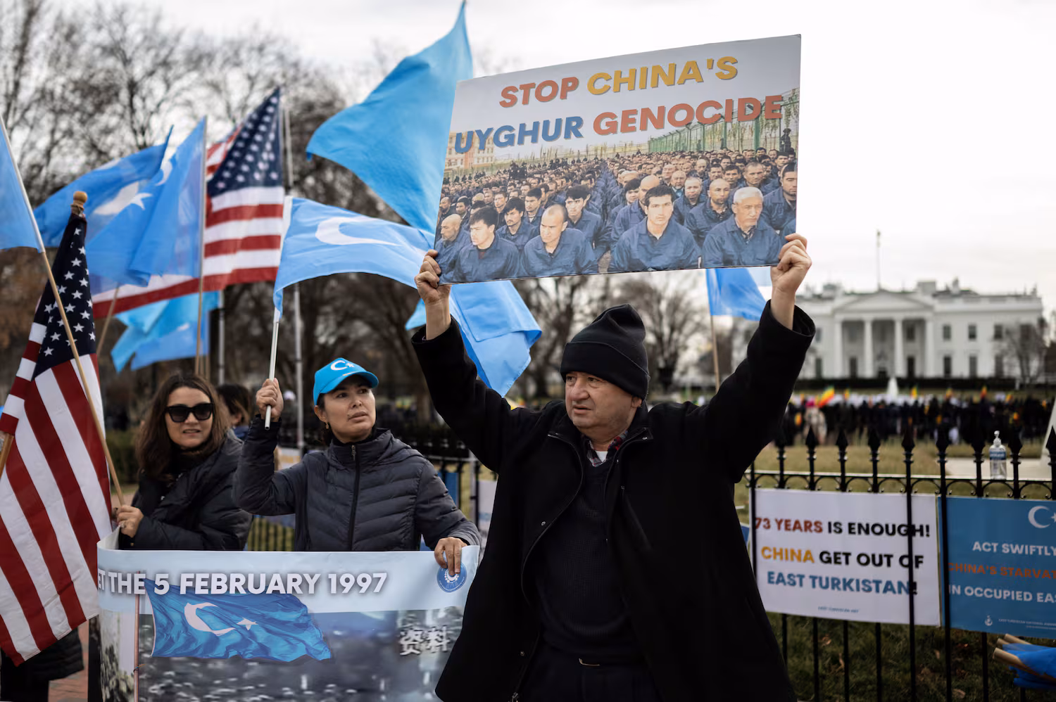 Şi Washington'da: Uygurlar ve Tibetliler Trump'tan insan hakları bekliyor