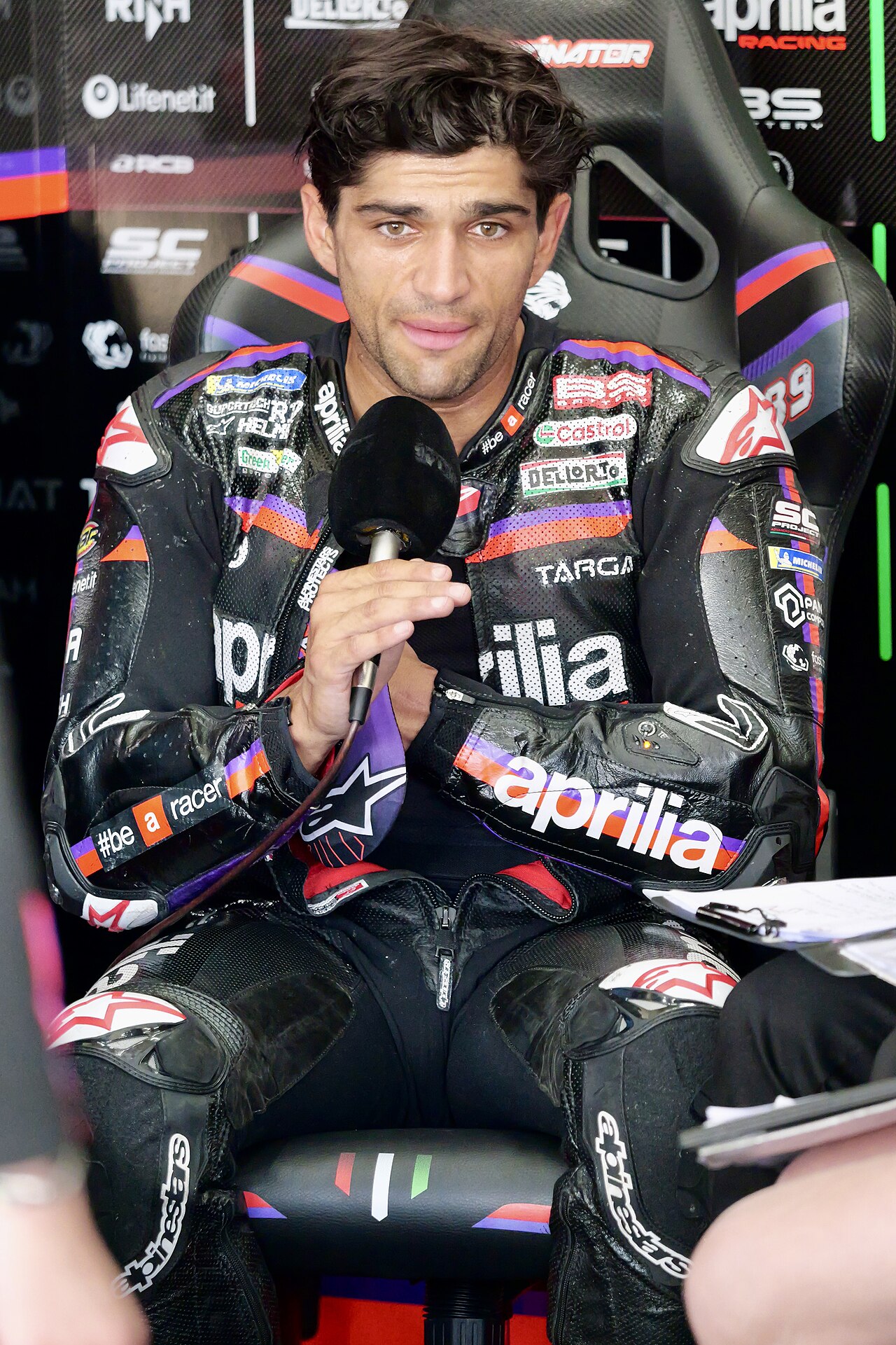 Silverstone'da Fernandez Zirvede: Britanya MotoGP'sinde Aprilia Fırtınası
