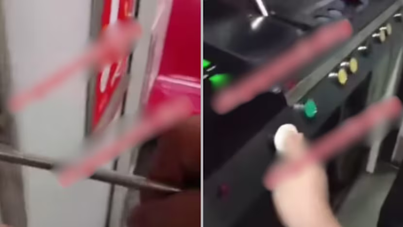 Tren kapısını zorla açan iki çocuğa uyarı cezası