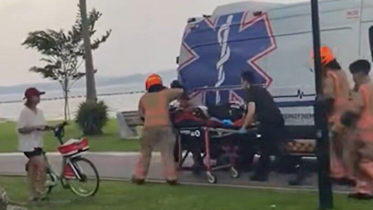 Singapur'da berrak havada yıldırım çarpması: 1 ölü