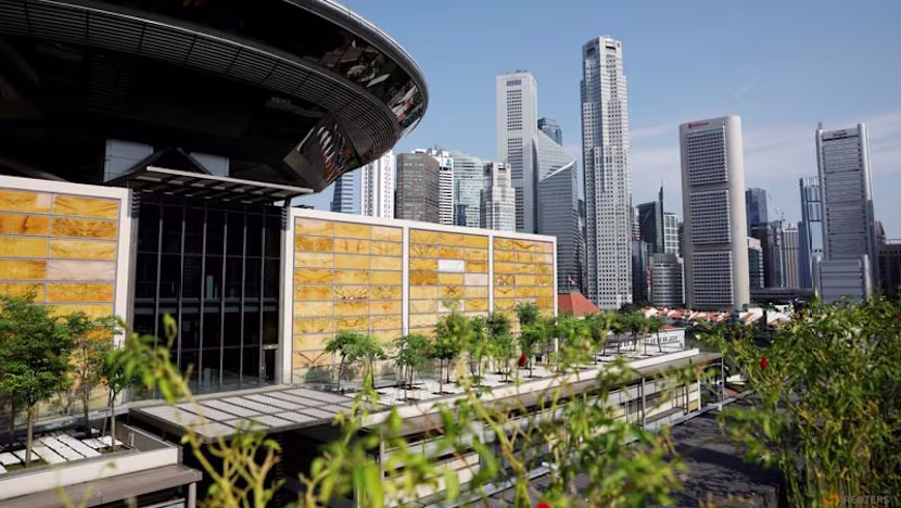 Singapur'da Suçluya Kırbaç ve Hapis Cezası