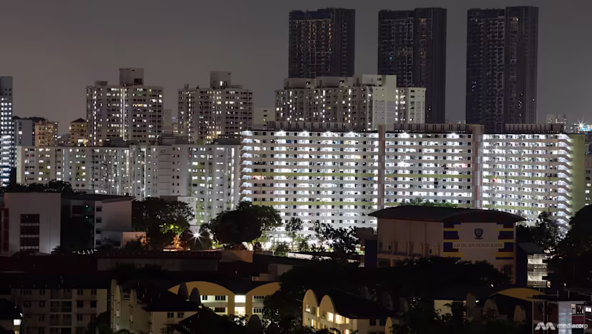 Singapur elektrik şebekesini talepteki artışa hazırlıyor