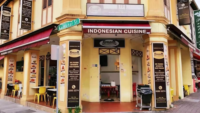 Singapur'un En Eski Nasi Padang Restoranı Festivalle Geri Dönüyor