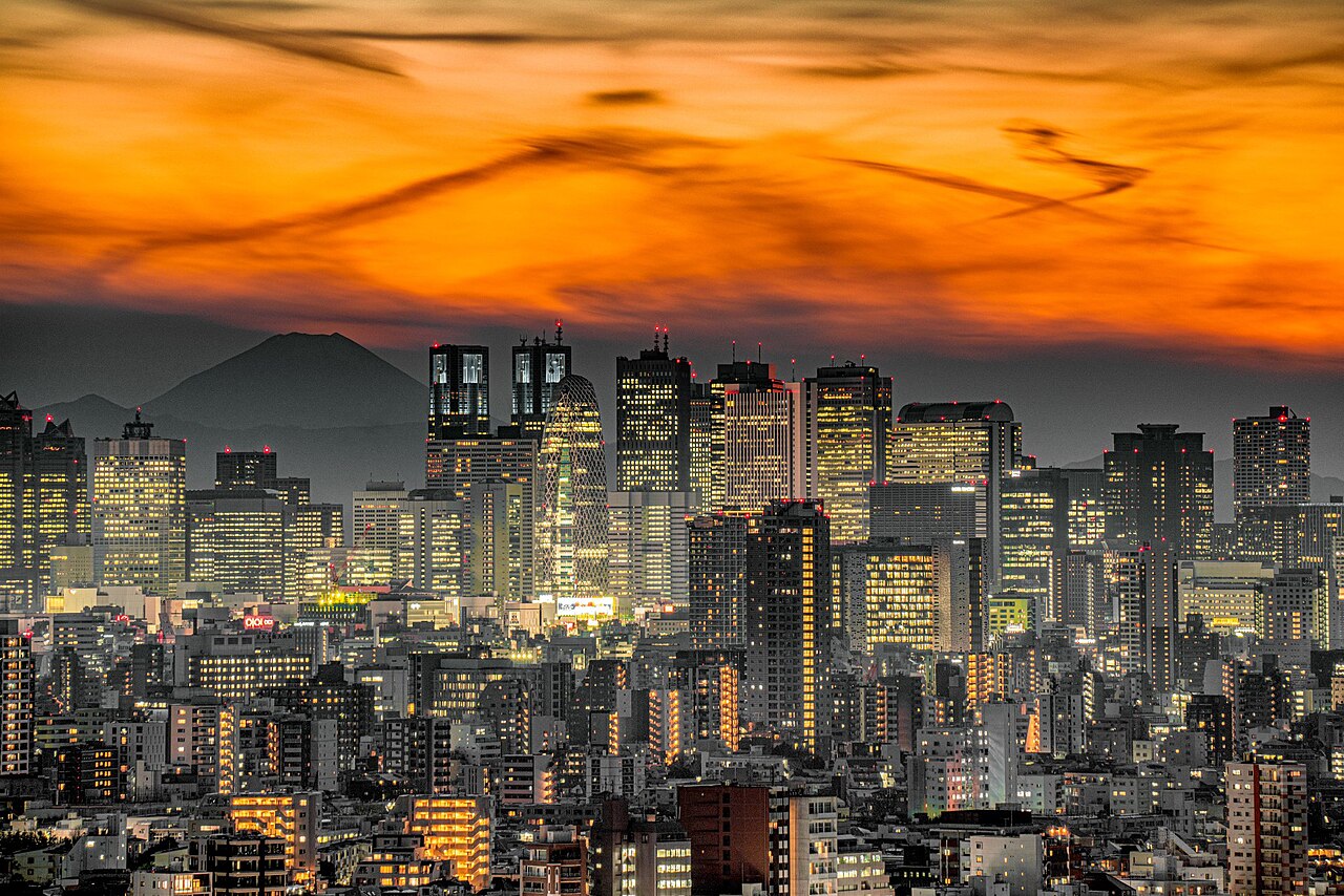 Singapur'un GIC'si Tokyo'da 1.4 Milyar Dolarlık Ofis Satın Alıyor