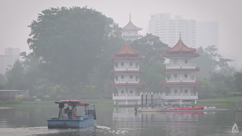 Singapur'da Hava Kirliliği Alarmı: Tüm Bölgelerde Sağlıksız Seviye