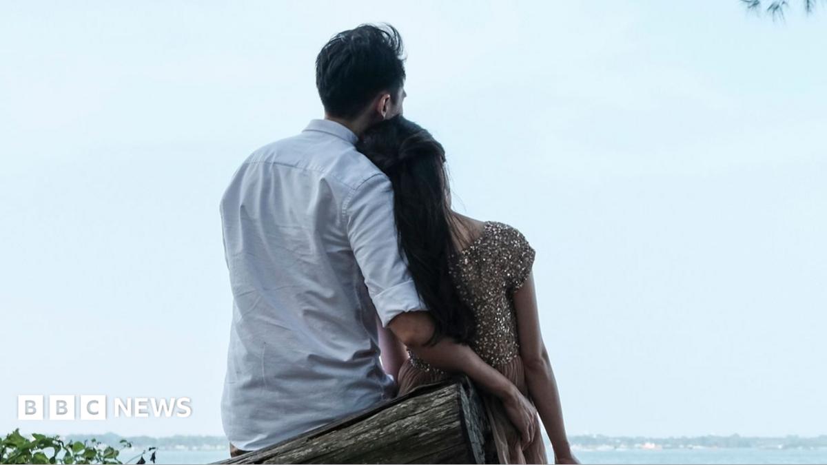 Singapur'dan memurlara çöpçatanlık hizmeti: FirstDate