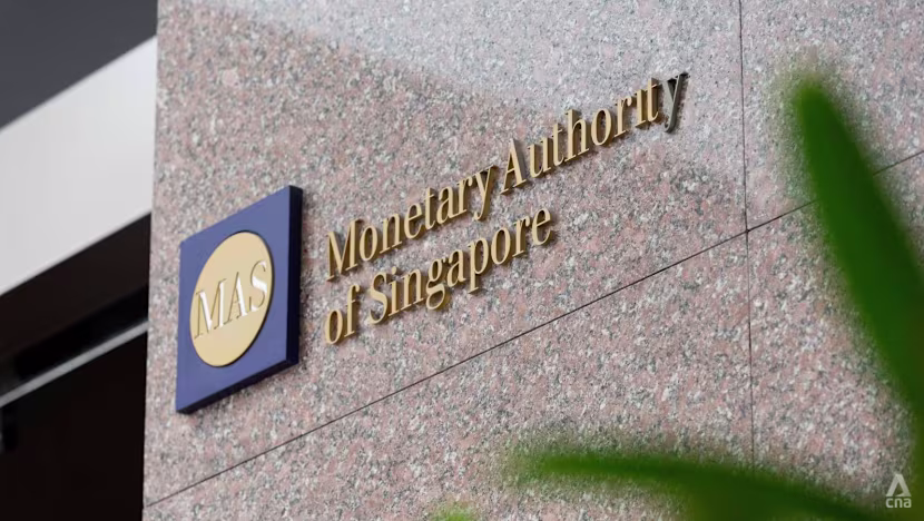Singapur Merkez Bankası Faizi İkinci Kez Artırdı
