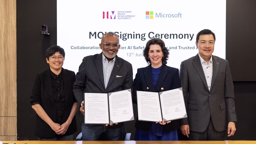 Singapur ve Microsoft'tan yapay zeka güvenliği için ortaklık