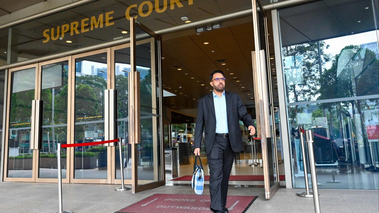 Singapur Avukatlık Barosu, Pritam Singh'in Üyeliğini Düşürdü