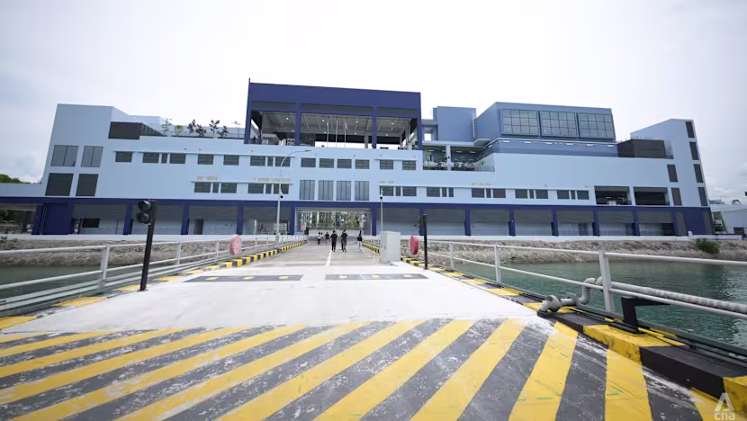 Singapur Pulau Brani'de Deniz Kuvvetleri Karargahı Açtı: Gerçek Zamanlı İzleme Teknolojisiyle Donatıldı