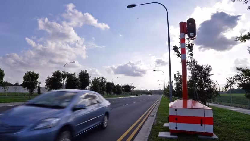 Singapur'da yeni hız kamerası ve BKE'de trafik güvenliği önlemleri