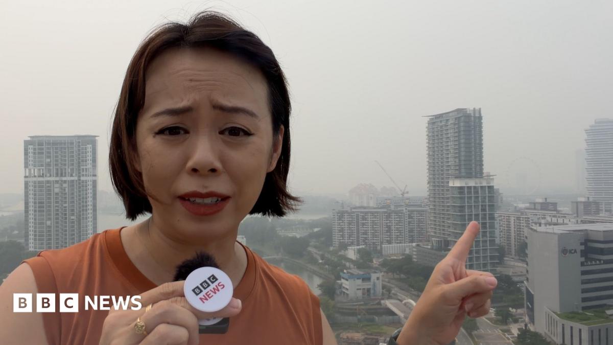 Singapur'un Simgeleri Zehirli Duman Altında Kayboluyor