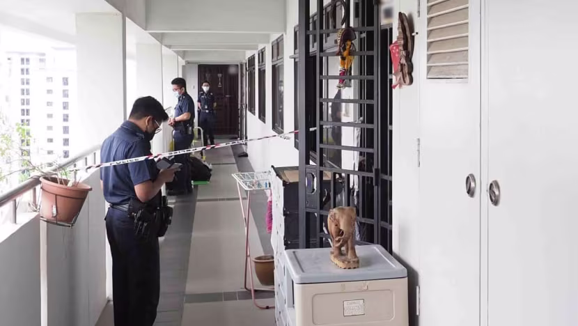 Singapur'da Babasını Öldüren Kadına 18 Yıl Hapis Cezası Onandı