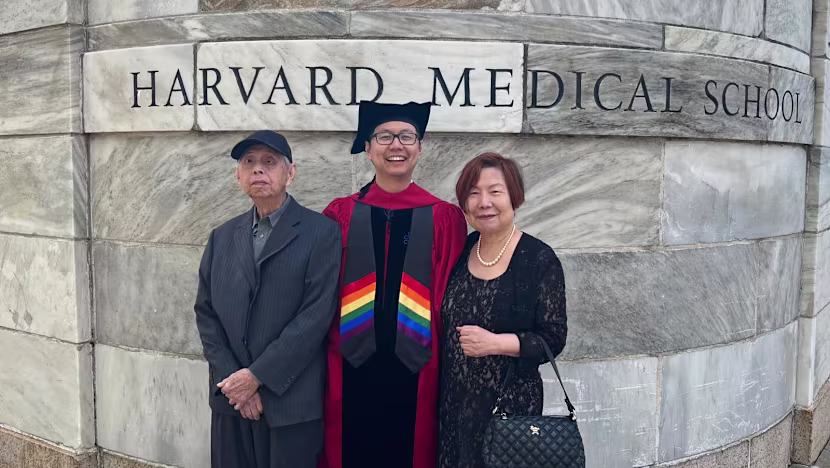 Singapurlu 'geç kalmış' öğrenci Harvard'da doktora yaptı