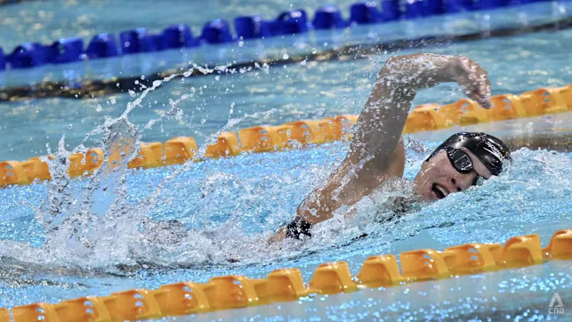 Singapurlu Yüzücü Gan Ching Hwee, Asya Oyunları'nda 1500m'de Gümüş Madalya Kazandı ve Singapur Rekoru Kırdı